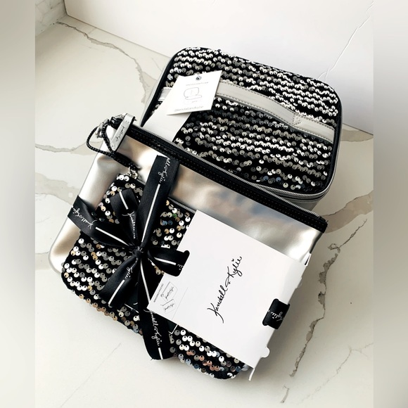 Kendall & Kylie Los Angeles 3 Pieces Makeup Bag Set - Picture 2 of 7